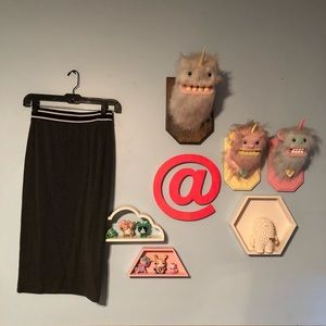 Topshop gray midi skirt. Worn for a photo shoot